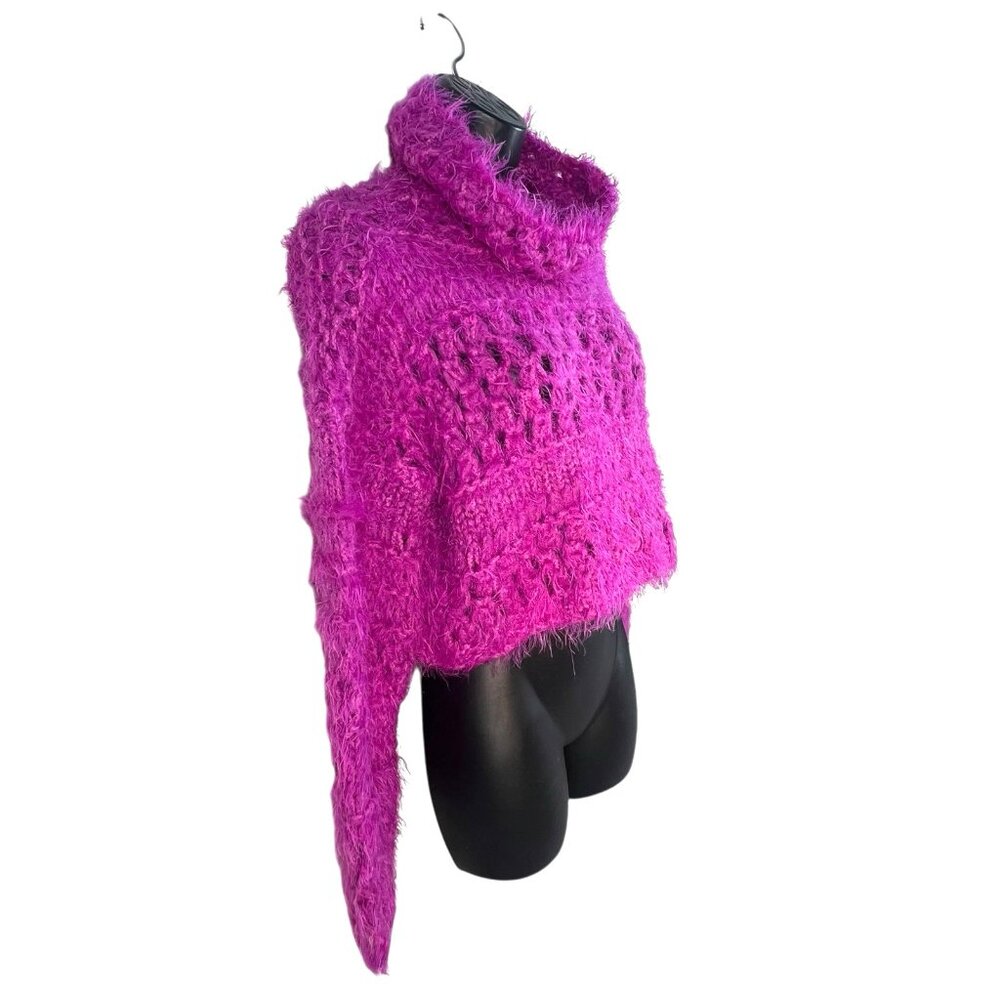 Free People Rustic In magenta box shape fuzzy cropped pullover sz L - Picture 3 of 7
